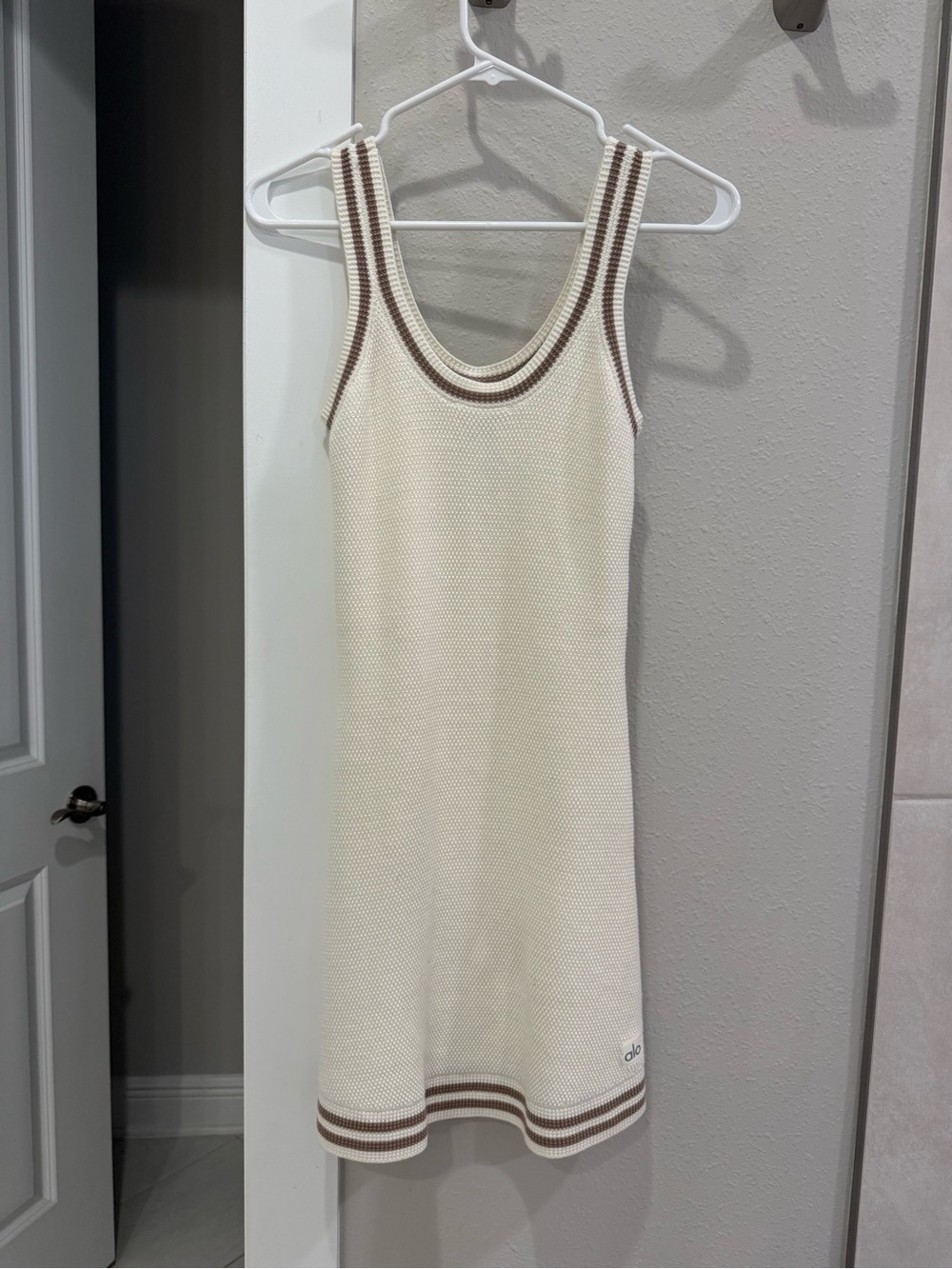 ALO tennis club sweater knit dress Ivory Gravel size S